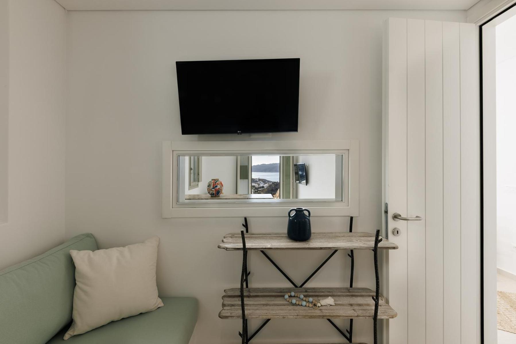 Anemolethe Aparthotel Κίμωλος Εξωτερικό φωτογραφία